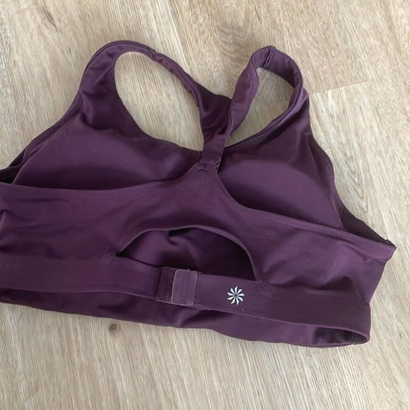 Athleta Sports Bra - Picture 4 of 5